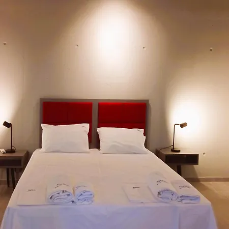 Aurora Hotel apartamentowy Néa Fókaia