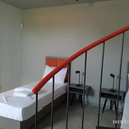 Hotel apartamentowy Aurora