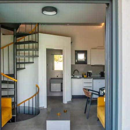 Hotel apartamentowy Aurora Néa Fókaia